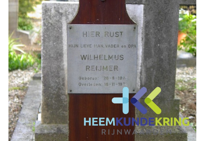 Grafstenen kerkhof Herwen Coll. HKR (139) W.Reijmer
